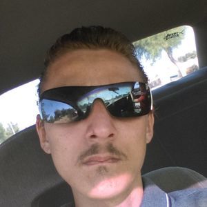 Meet your Posher, Jonathan